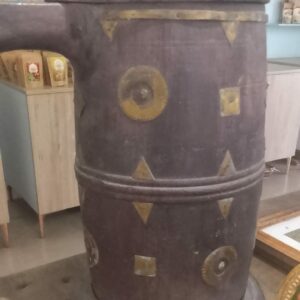 Wooden elongated box